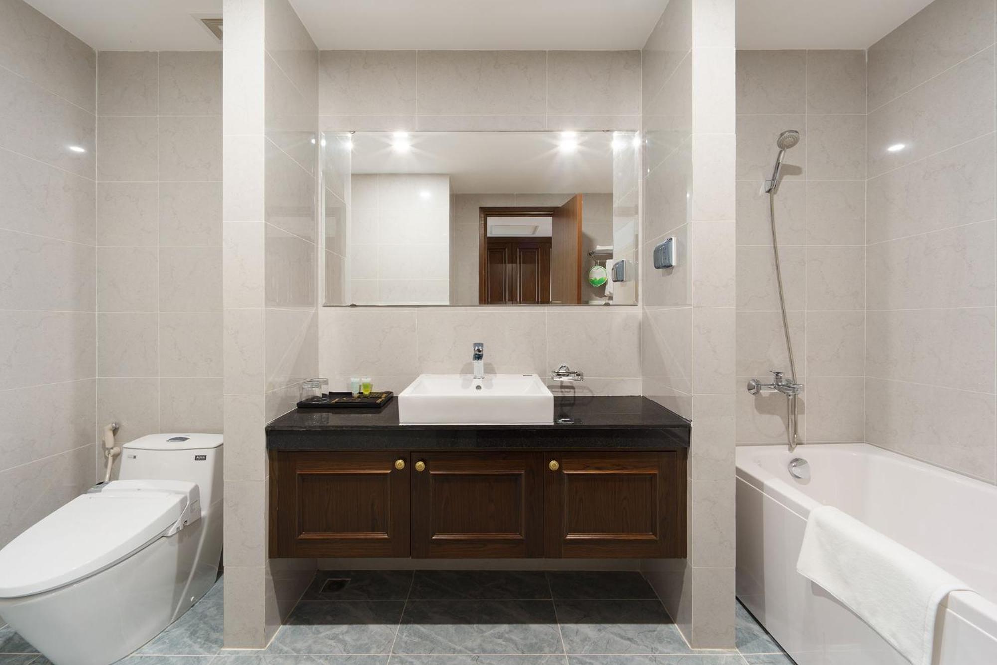 Victory Hotel Vung Tau - New Wing Екстер'єр фото