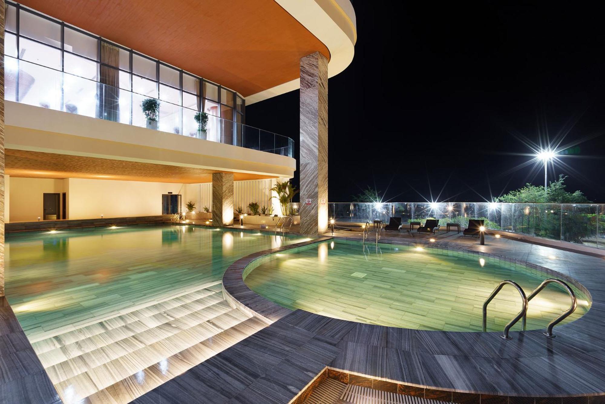 Victory Hotel Vung Tau - New Wing Екстер'єр фото